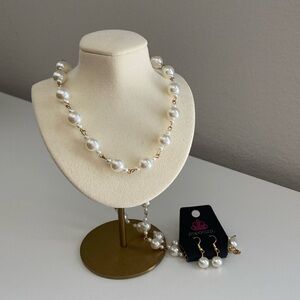 Pearl Necklace and Earrings Set